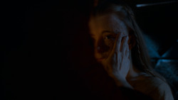 extant_GameOfThrones_4x02-TheLionAndTheRose_2510