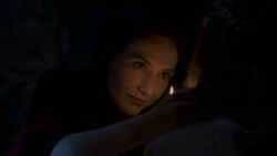 extant_GameOfThrones_4x02-TheLionAndTheRose_2514