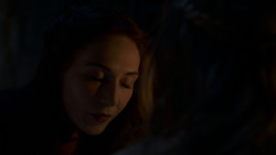 extant_GameOfThrones_4x02-TheLionAndTheRose_2522
