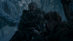 extant_GameOfThrones_4x02-TheLionAndTheRose_2622