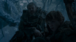 extant_GameOfThrones_4x02-TheLionAndTheRose_2638