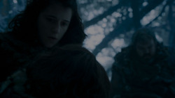 extant_GameOfThrones_4x02-TheLionAndTheRose_2646