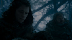 extant_GameOfThrones_4x02-TheLionAndTheRose_2654