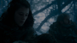 extant_GameOfThrones_4x02-TheLionAndTheRose_2657