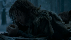 extant_GameOfThrones_4x02-TheLionAndTheRose_2690