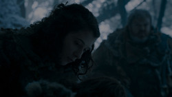 extant_GameOfThrones_4x02-TheLionAndTheRose_2704