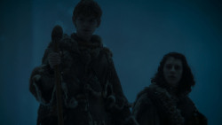 extant_GameOfThrones_4x02-TheLionAndTheRose_2749