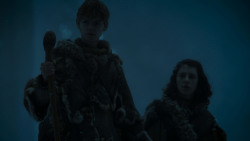 extant_GameOfThrones_4x02-TheLionAndTheRose_2758
