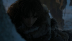extant_GameOfThrones_4x02-TheLionAndTheRose_2910