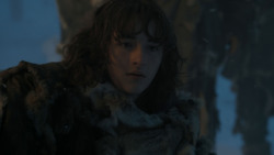 extant_GameOfThrones_4x02-TheLionAndTheRose_2924