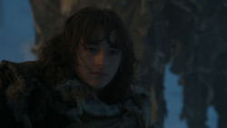 extant_GameOfThrones_4x02-TheLionAndTheRose_2931