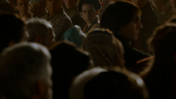 extant_GameOfThrones_4x02-TheLionAndTheRose_2946