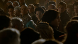 extant_GameOfThrones_4x02-TheLionAndTheRose_2949