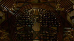extant_GameOfThrones_4x02-TheLionAndTheRose_2957