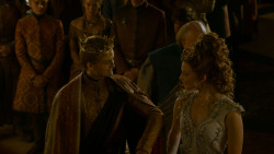 extant_GameOfThrones_4x02-TheLionAndTheRose_2978