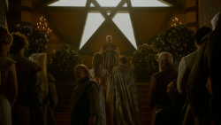 extant_GameOfThrones_4x02-TheLionAndTheRose_2982