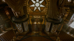 extant_GameOfThrones_4x02-TheLionAndTheRose_2990