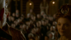 extant_GameOfThrones_4x02-TheLionAndTheRose_2993