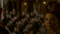 extant_GameOfThrones_4x02-TheLionAndTheRose_2994