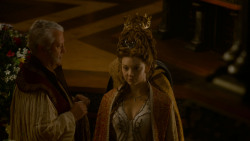 extant_GameOfThrones_4x02-TheLionAndTheRose_3011