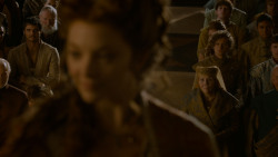 extant_GameOfThrones_4x02-TheLionAndTheRose_3046