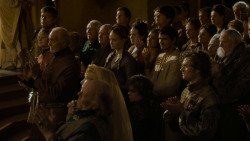 extant_GameOfThrones_4x02-TheLionAndTheRose_3075