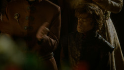 extant_GameOfThrones_4x02-TheLionAndTheRose_3076