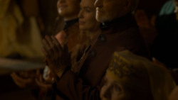 extant_GameOfThrones_4x02-TheLionAndTheRose_3084