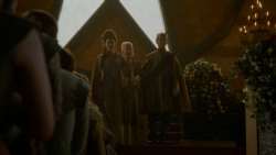extant_GameOfThrones_4x02-TheLionAndTheRose_3112