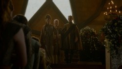extant_GameOfThrones_4x02-TheLionAndTheRose_3116