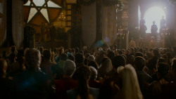 extant_GameOfThrones_4x02-TheLionAndTheRose_3117
