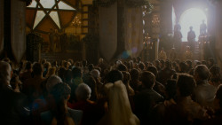 extant_GameOfThrones_4x02-TheLionAndTheRose_3120
