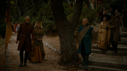 extant_GameOfThrones_4x02-TheLionAndTheRose_3161