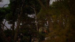 extant_GameOfThrones_4x02-TheLionAndTheRose_3169