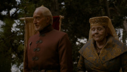extant_GameOfThrones_4x02-TheLionAndTheRose_3175
