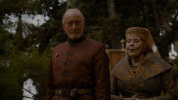 extant_GameOfThrones_4x02-TheLionAndTheRose_3183