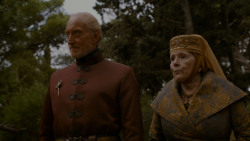 extant_GameOfThrones_4x02-TheLionAndTheRose_3193