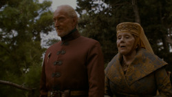 extant_GameOfThrones_4x02-TheLionAndTheRose_3196