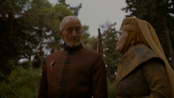 extant_GameOfThrones_4x02-TheLionAndTheRose_3220