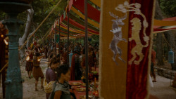 extant_GameOfThrones_4x02-TheLionAndTheRose_3243