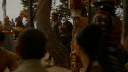 extant_GameOfThrones_4x02-TheLionAndTheRose_3266