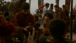 extant_GameOfThrones_4x02-TheLionAndTheRose_3282