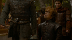 extant_GameOfThrones_4x02-TheLionAndTheRose_3283