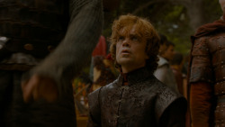 extant_GameOfThrones_4x02-TheLionAndTheRose_3286