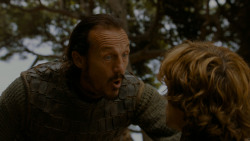 extant_GameOfThrones_4x02-TheLionAndTheRose_3291
