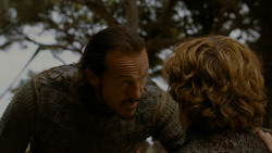 extant_GameOfThrones_4x02-TheLionAndTheRose_3301