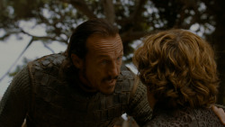 extant_GameOfThrones_4x02-TheLionAndTheRose_3302