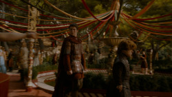 extant_GameOfThrones_4x02-TheLionAndTheRose_3331