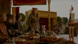 extant_GameOfThrones_4x02-TheLionAndTheRose_3435