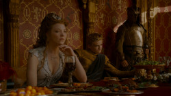 extant_GameOfThrones_4x02-TheLionAndTheRose_3462